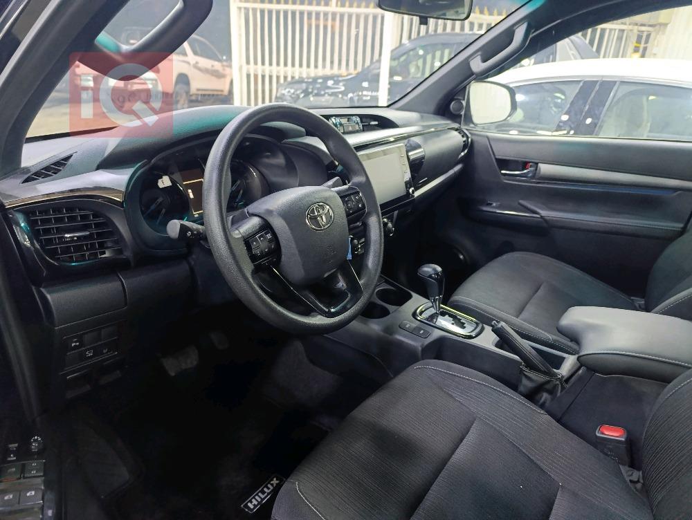 تويوتا هايلوكس